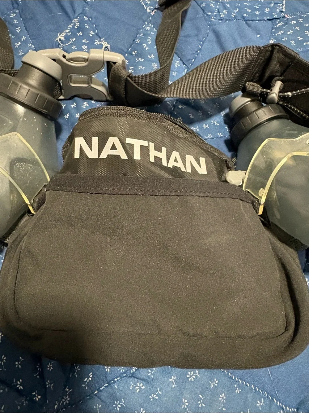 Nathan Dual-Flask Running Belt — Black with Gray Flasks
